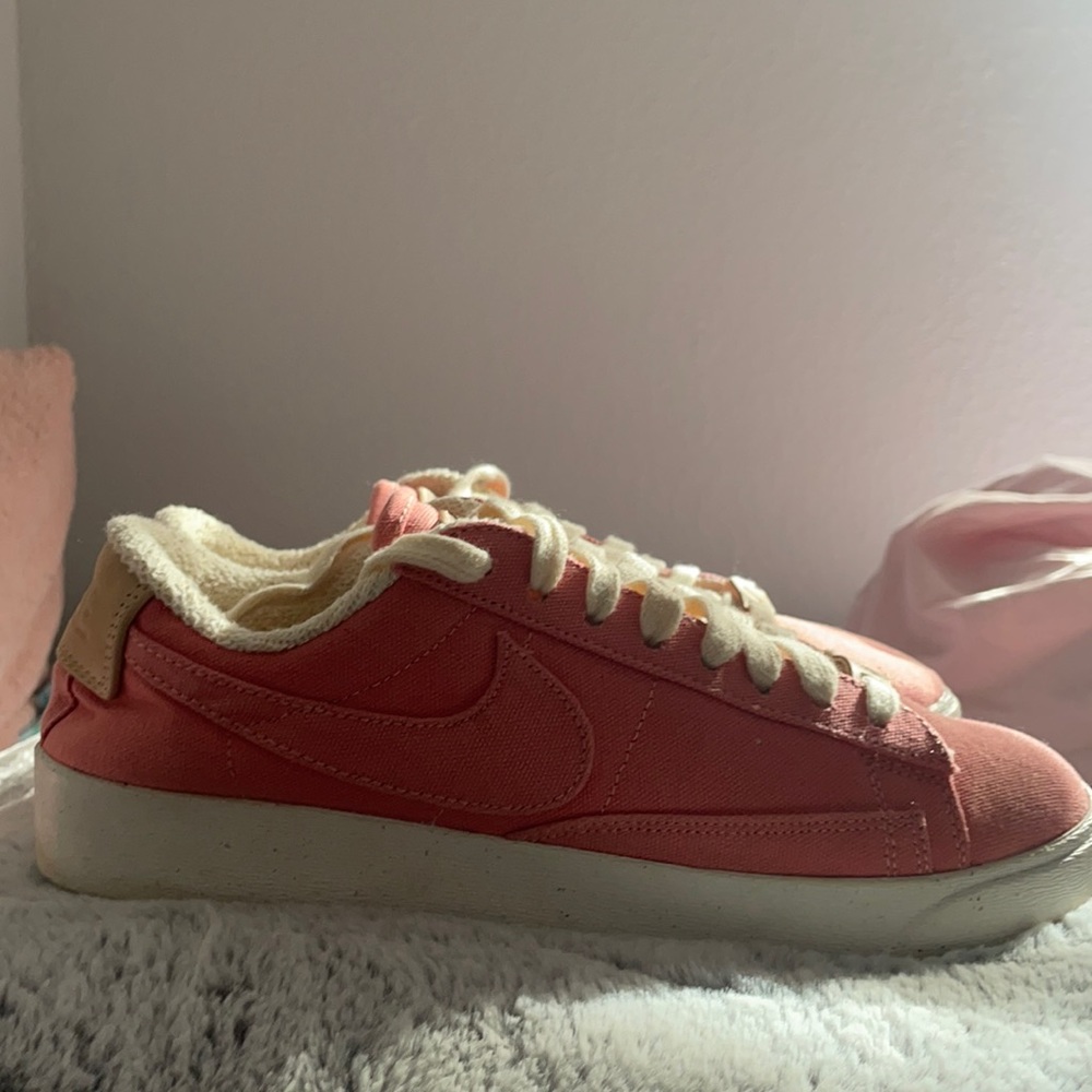 Nike Blazer Low “Plant Color” size 8.5